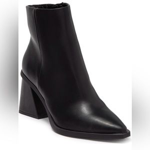 NIB BP Black Pointed Toe Booth Bootie Leather with Block Heel Size 10